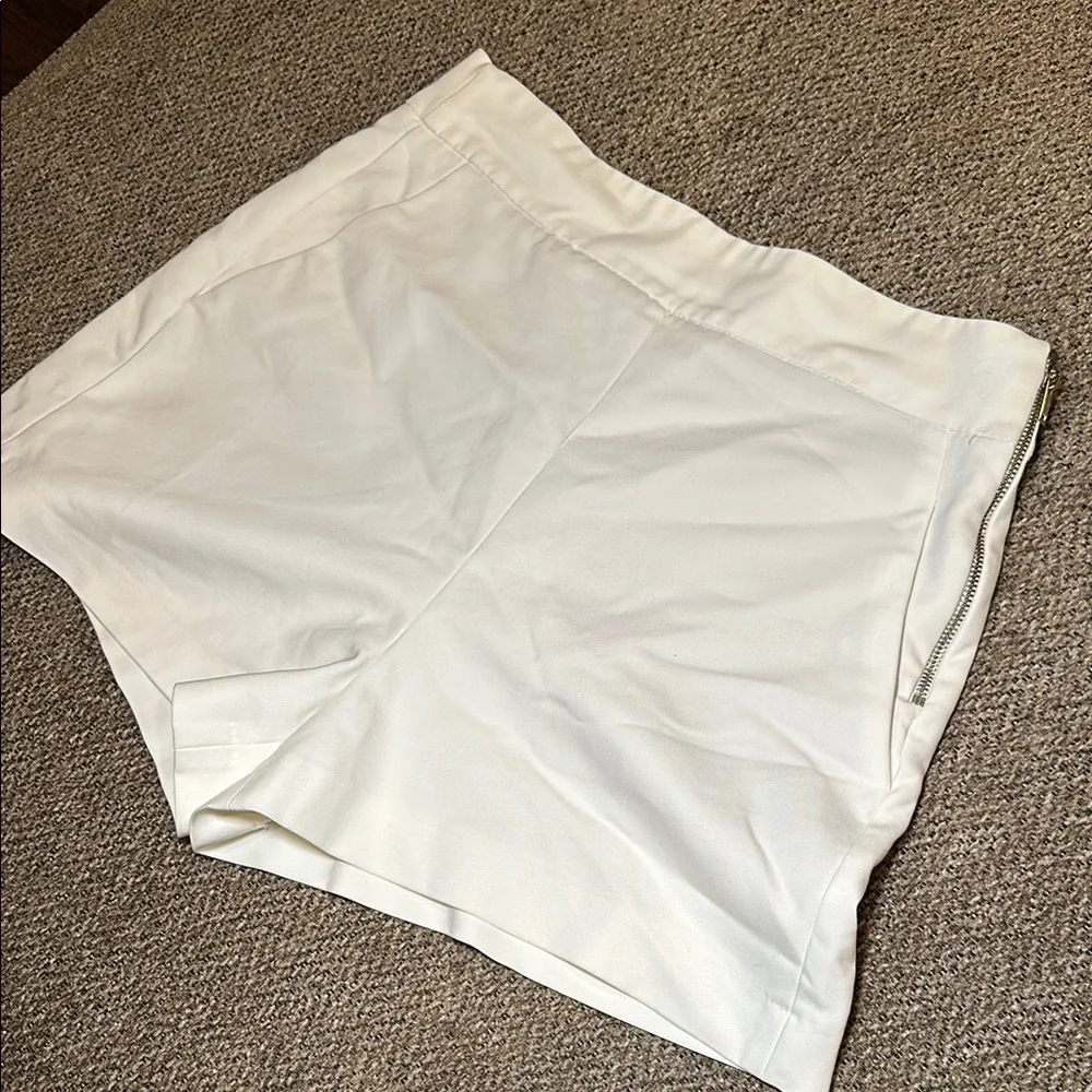 Zara White High Waist Shorts - Picture 2 of 4